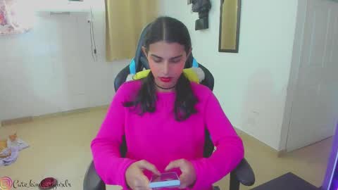 Snapshot of kim_wexler chatting on 02-24-25, 05:43 OnlyFans kimberlywexlr online show from 02-24-25, 05:43