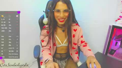 Snapshot of kim_wexler chatting on 10-16-25, 08:32 OnlyFans kimberlywexlr online show from 10-16-25, 08:32