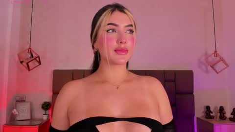 Kim  online show from 02-12-25, 08:16