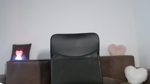 Snapshot of kimberlly0 chatting on 03-11-26, 06:08 Kim online show from 03-11-26, 06:08