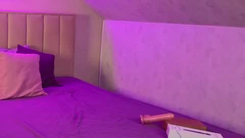 kimberlly_smith online show from 06-03-26, 11:21