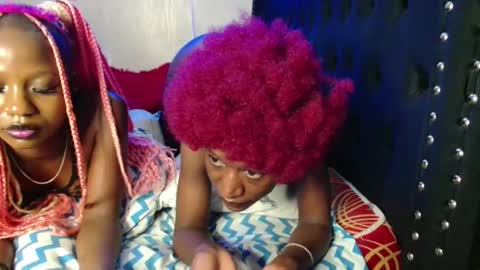 Snapshot of kimberly_chloe chatting on 01-31-26, 07:11 Kimberly online show from 01-31-26, 07:11