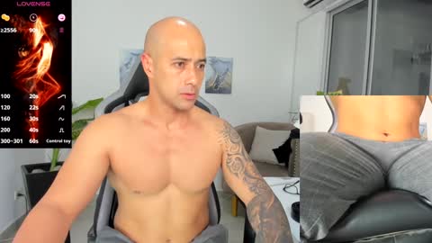 Snapshot of kimberly_hot2 chatting on 01-09-25, 09:06 Melissa online show from 01-09-25, 09:06