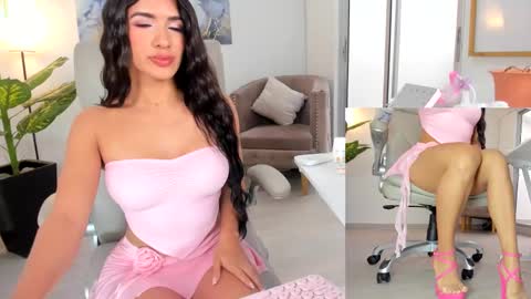 Snapshot of kimberly_hot2 chatting on 03-06-25, 07:32 Melissa online show from 03-06-25, 07:32