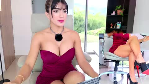 Snapshot of kimberly_hot2 chatting on 04-21-26, 08:12 Melissa online show from 04-21-26, 08:12