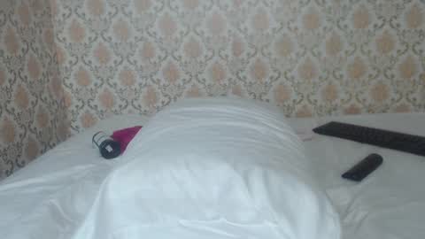 Snapshot of kimberly_perez__ chatting on 01-15-25, 02:17 Kimberly online show from 01-15-25, 02:17