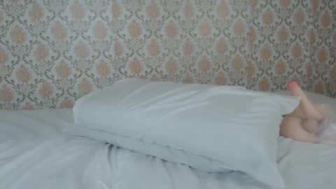 Snapshot of kimberly_perez__ chatting on 02-10-25, 02:08 Kimberly online show from 02-10-25, 02:08