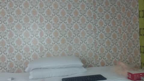 Snapshot of kimberly_perez__ chatting on 02-26-25, 11:04 Kimberly online show from 02-26-25, 11:04