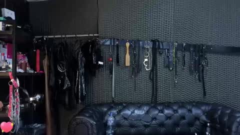  KIMBERLY SWAN  online show from 10-05-25, 11:24