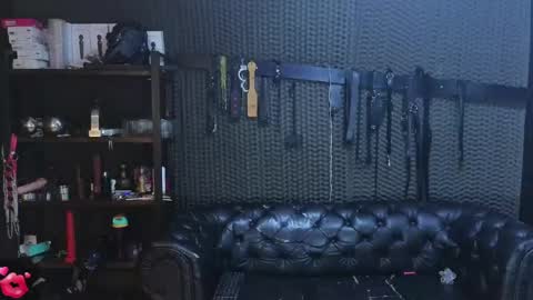 Snapshot of kimberly_swan_ chatting on 05-24-26, 11:21 KIMBERLY SWAN online show from 05-24-26, 11:21