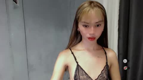 Snapshot of kimberly_tart chatting on 12-14-24, 10:24 Kimberly online show from 12-14-24, 10:24