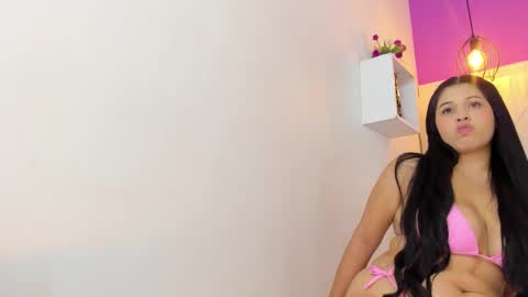 Snapshot of kimberly_xoxo_3 chatting on 02-13-26, 03:57 online show from 02-13-26, 03:57