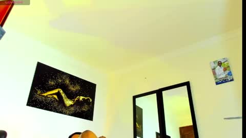 Kimberly Banks online show from 05-11-26, 02:45