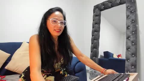 Kimberly online show from 05-03-26, 12:49