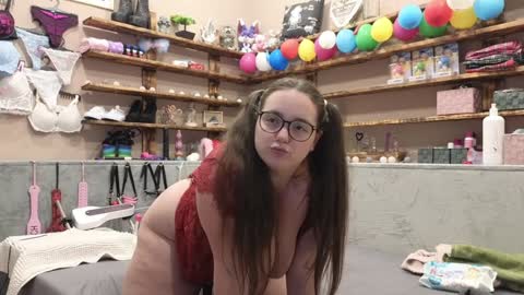 kimberlycaprice online show from 02-07-25, 04:14