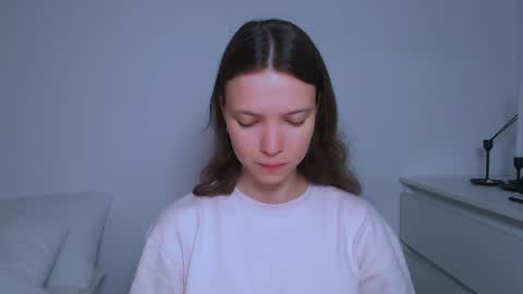 Kimberly online show from 05-12-26, 06:21