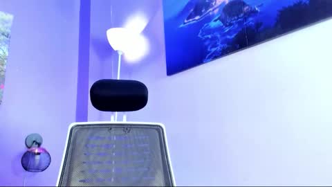 Kimberly Villalobos online show from 09-12-25, 11:43