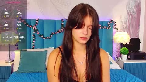 Snapshot of kimberlyy77 chatting on 09-15-25, 06:13 Kim online show from 09-15-25, 06:13