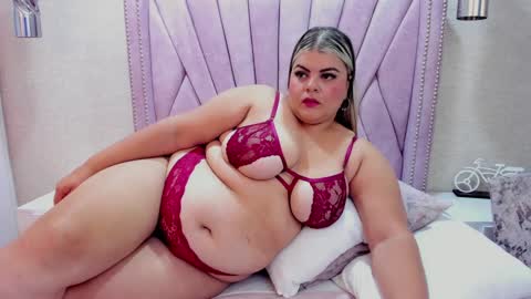 Snapshot of kimbrookss chatting on 01-08-25, 03:17 KimBrooks online show from 01-08-25, 03:17