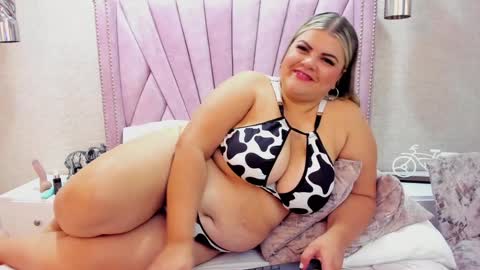 Snapshot of kimbrookss chatting on 01-11-25, 03:52 KimBrooks online show from 01-11-25, 03:52