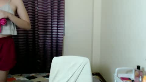 Snapshot of kimchie_21 chatting on 10-21-25, 02:56 kimchie_21 online show from 10-21-25, 02:56