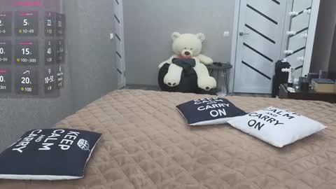 KIm online show from 01-31-25, 03:22