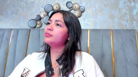  KIM  online show from 01-14-26, 03:01