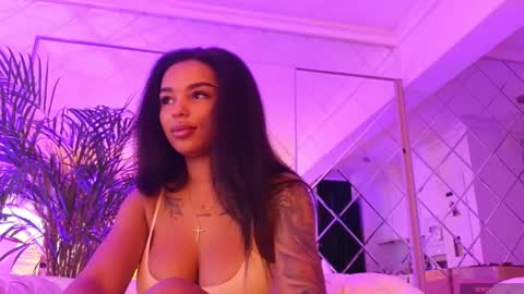 Kim online show from 12-22-25, 04:09