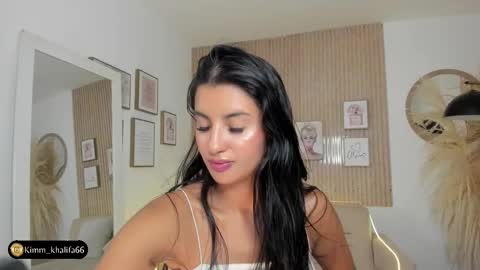 Snapshot of kimm_khalifa chatting on 01-21-25, 03:48 Kim online show from 01-21-25, 03:48