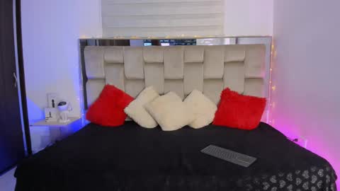   online show from 09-23-25, 12:35