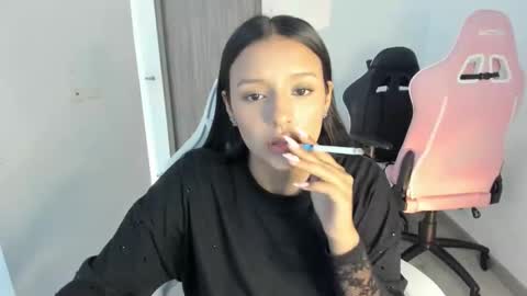 kimmi online show from 12-20-25, 06:48