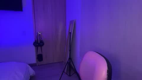 kimmi online show from 05-11-26, 10:07