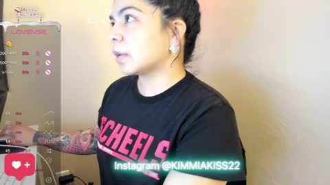 Snapshot of kimmiakiss22 chatting on 12-16-24, 03:40 Kimmi online show from 12-16-24, 03:40
