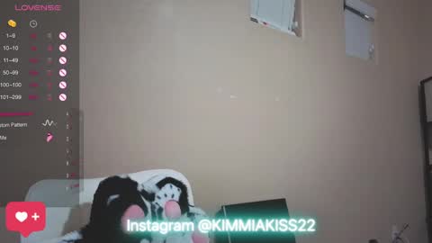 Snapshot of kimmiakiss22 chatting on 02-16-25, 09:48 Kimmi online show from 02-16-25, 09:48