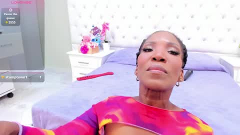 Kim online show from 02-21-25, 08:38