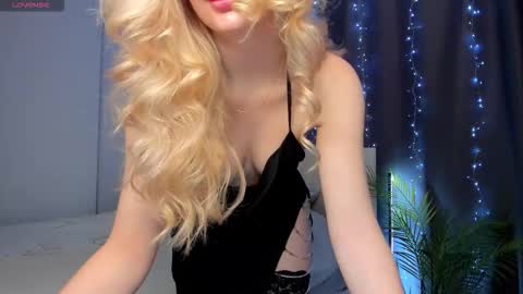 kimmy1_powell online show from 11-12-25, 04:13