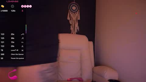 Lo online show from 01-12-26, 06:46