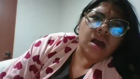 Kimmy online show from 02-11-25, 04:01