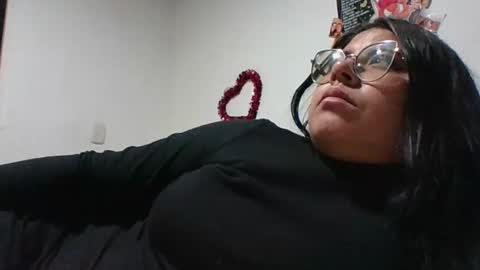 Kimmy online show from 02-15-25, 01:21