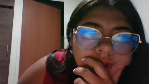 Kimmy online show from 02-17-25, 01:47