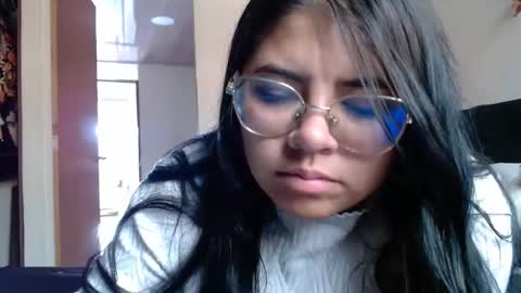 Kimmy online show from 03-12-25, 09:13