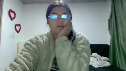 Kimmy online show from 09-18-25, 01:40