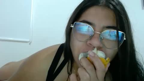 Snapshot of kimmy_kimmy_ chatting on 11-07-25, 03:23 Kimmy online show from 11-07-25, 03:23