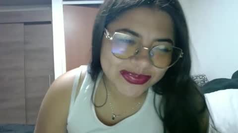 Snapshot of kimmy_kimmy_ chatting on 12-14-25, 09:30 Kimmy online show from 12-14-25, 09:30