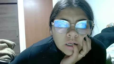 Snapshot of kimmy_kimmy_ chatting on 01-10-26, 04:47 Kimmy online show from 01-10-26, 04:47