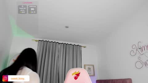 Snapshot of kimmy_sweet_ chatting on 12-07-24, 02:53 Kimmy online show from 12-07-24, 02:53