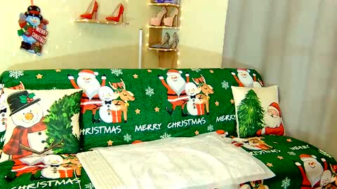 Kim online show from 12-25-24, 07:56