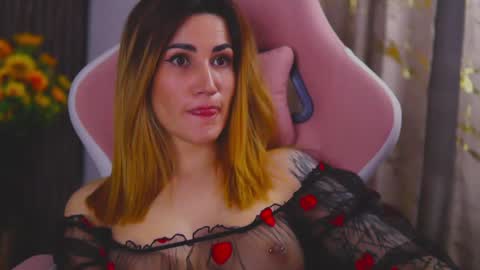 KimSkye online show from 02-03-25, 01:41