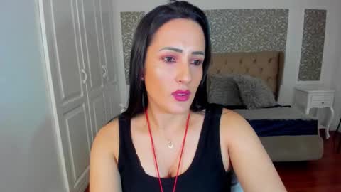 Kim online show from 10-04-25, 08:29