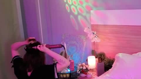 Snapshot of kina_ka chatting on 04-27-26, 01:03 kina_ka online show from 04-27-26, 01:03